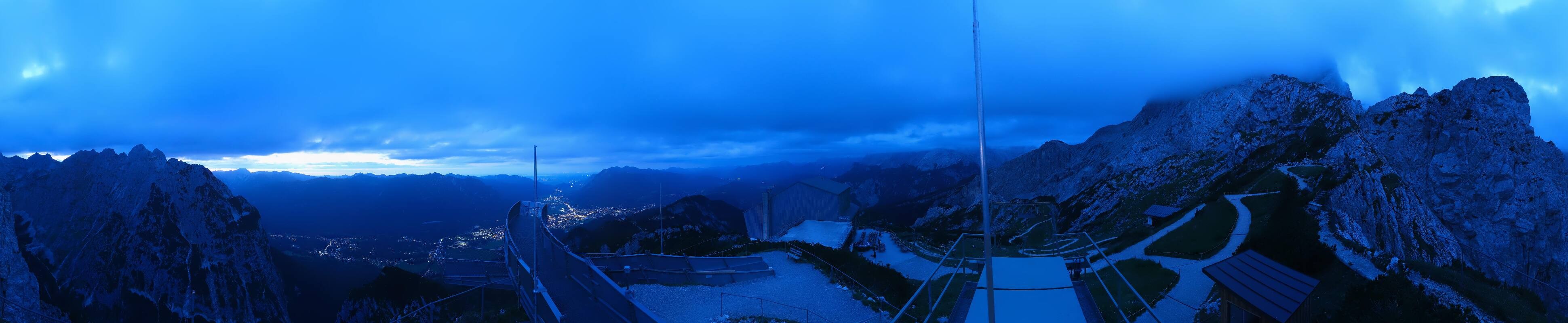 Archiv Foto Webcam Garmisch: Ausblick am Osterfelderkopf