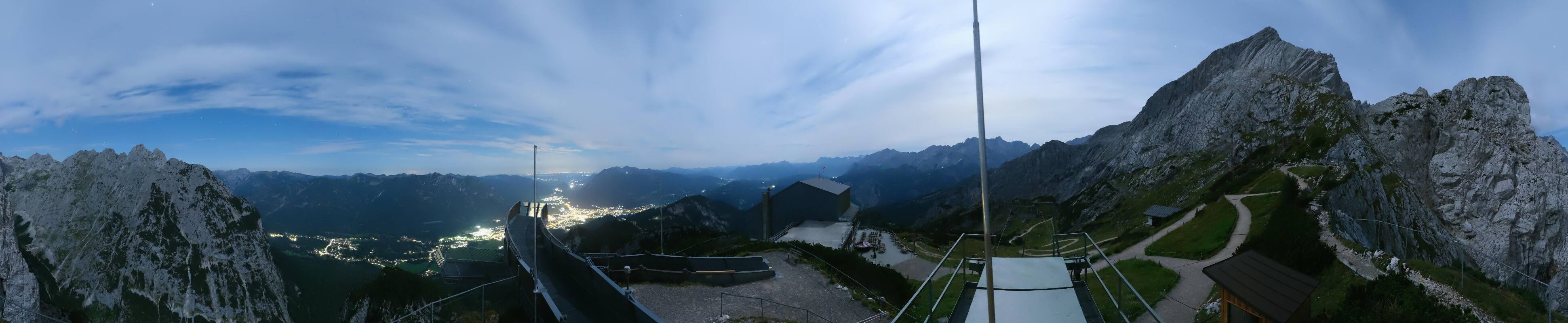 Archiv Foto Webcam Garmisch: Ausblick am Osterfelderkopf