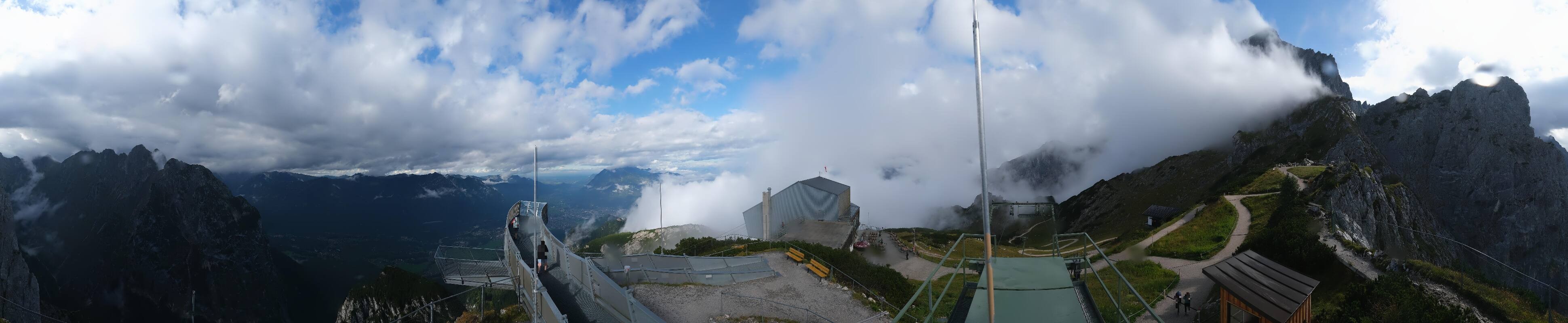 Archiv Foto Webcam Garmisch: Ausblick am Osterfelderkopf