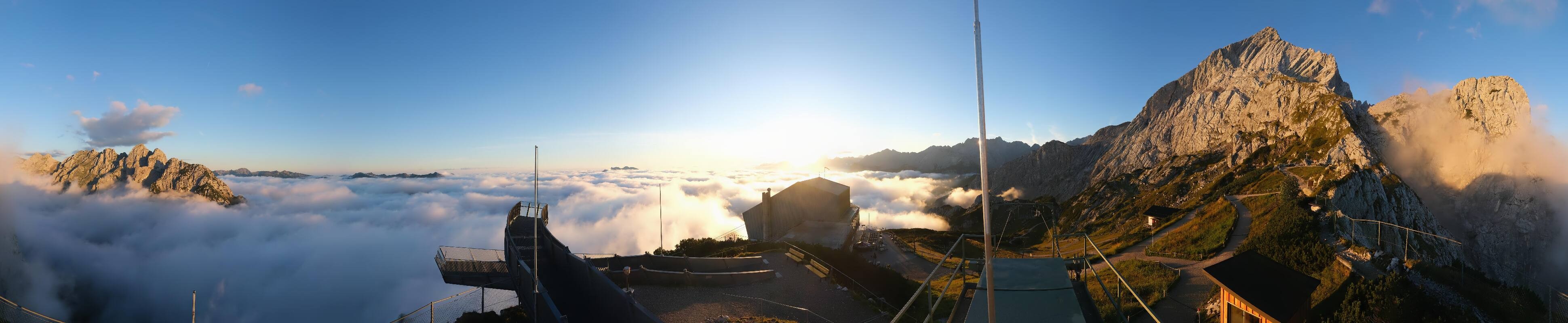 Archiv Foto Webcam Garmisch: Ausblick am Osterfelderkopf