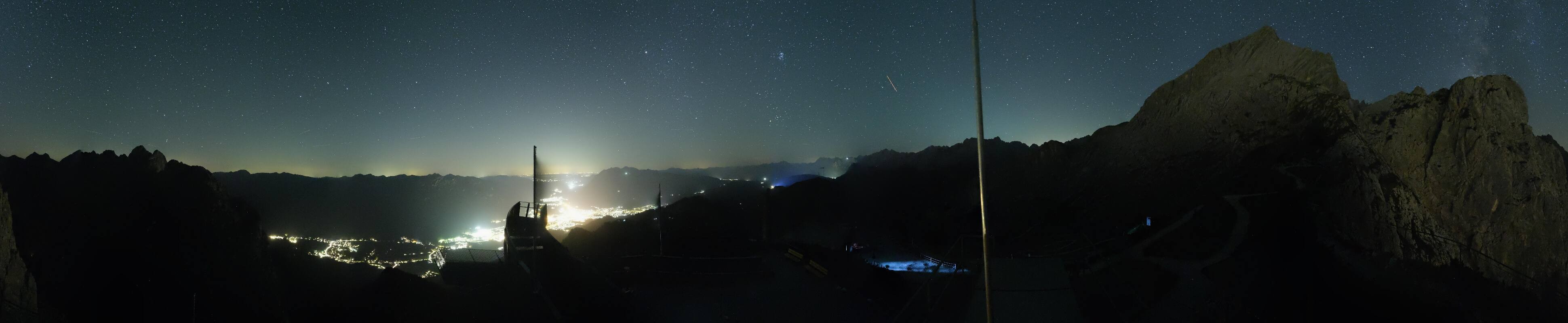 Archiv Foto Webcam Garmisch: Ausblick am Osterfelderkopf