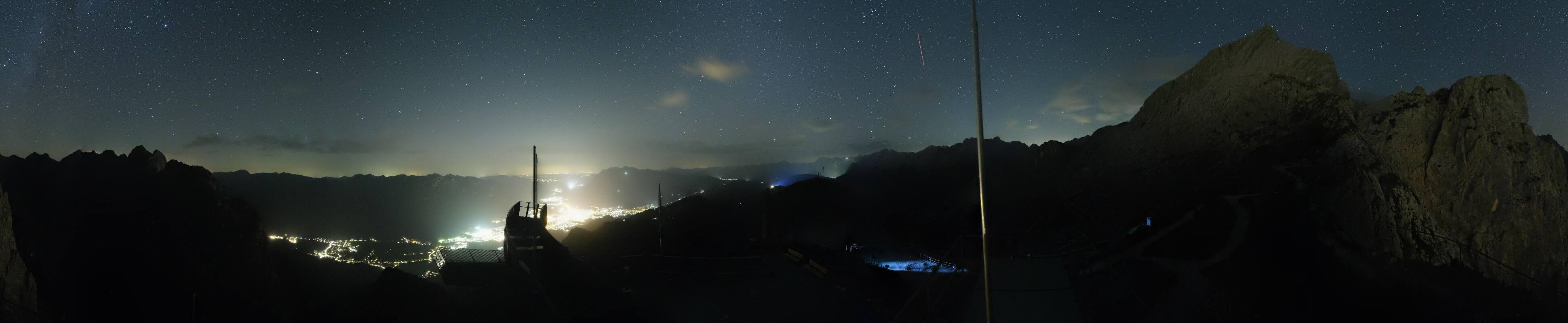 Archiv Foto Webcam Garmisch: Ausblick am Osterfelderkopf