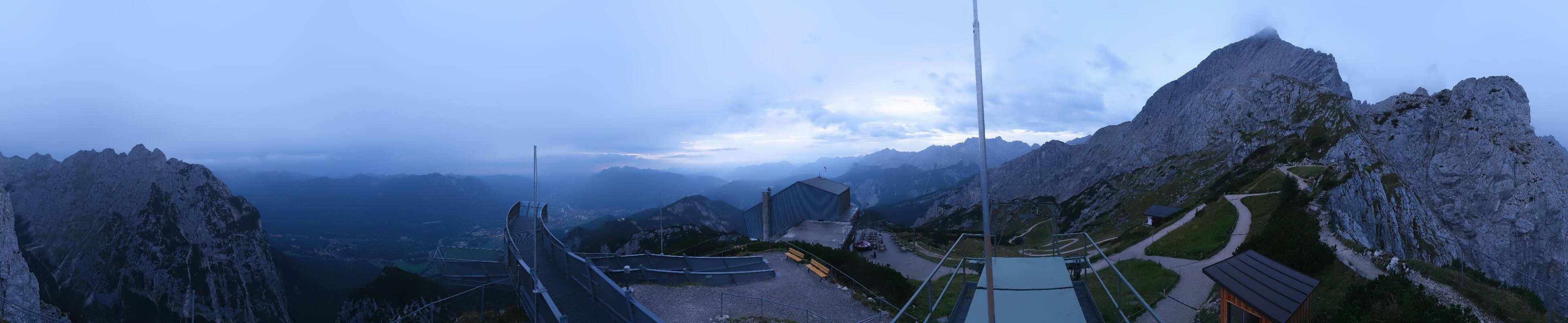 Archiv Foto Webcam Garmisch: Ausblick am Osterfelderkopf