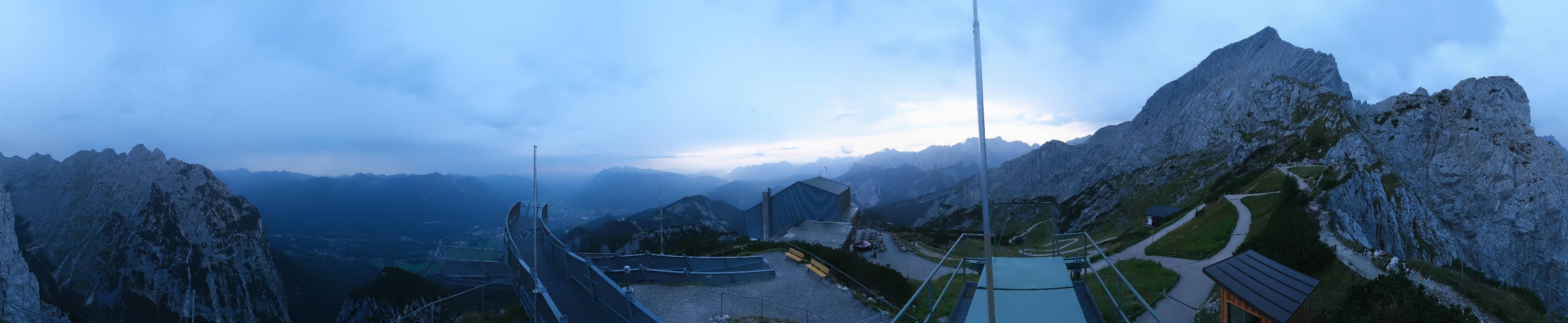 Archiv Foto Webcam Garmisch: Ausblick am Osterfelderkopf