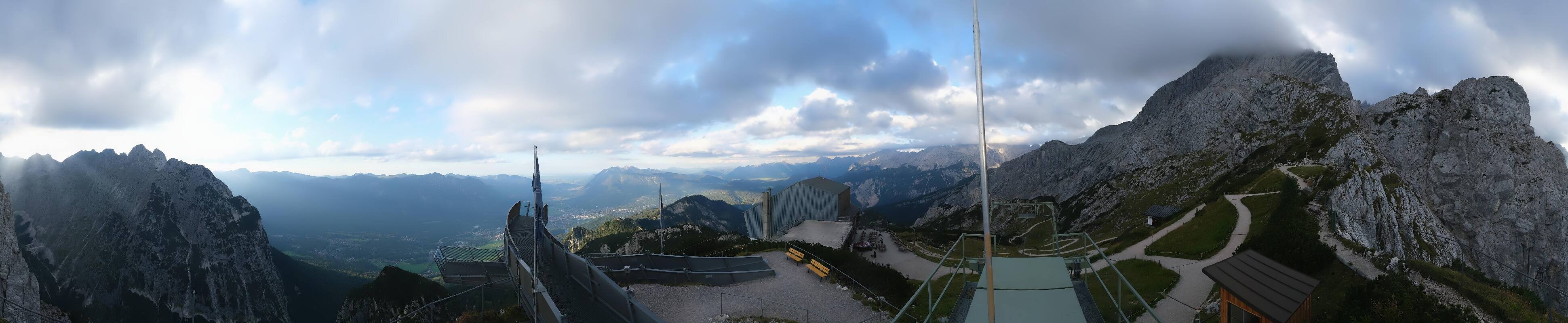 Archiv Foto Webcam Garmisch: Ausblick am Osterfelderkopf