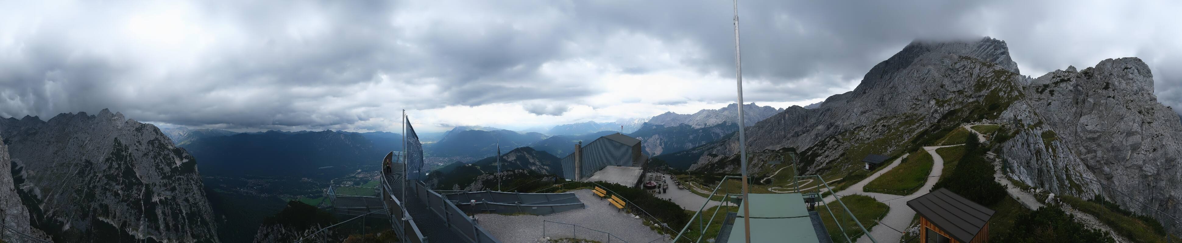 Archiv Foto Webcam Garmisch: Ausblick am Osterfelderkopf
