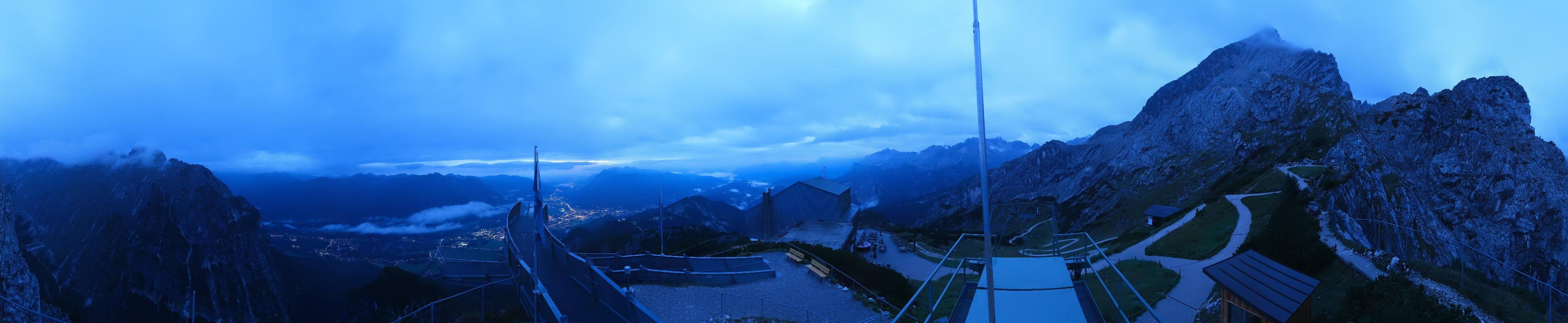 Archiv Foto Webcam Garmisch: Ausblick am Osterfelderkopf