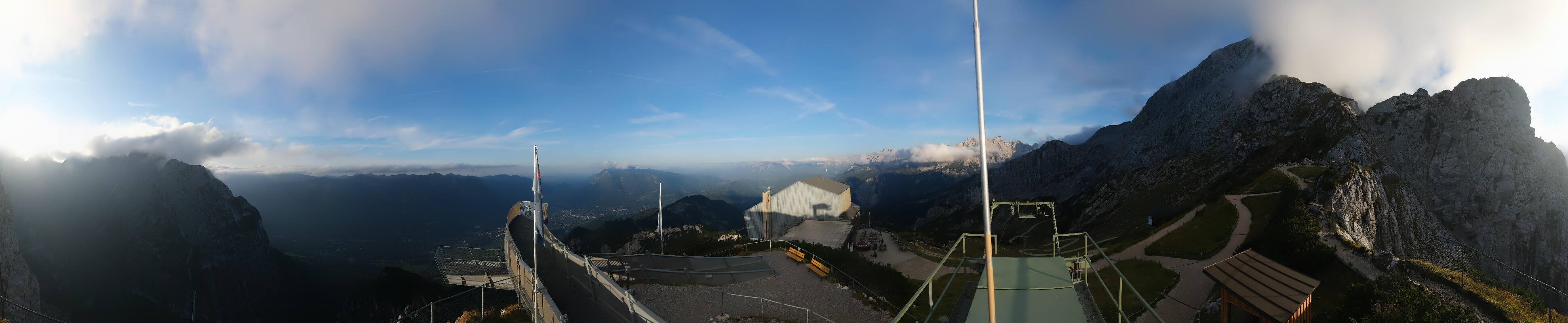 Archiv Foto Webcam Garmisch: Ausblick am Osterfelderkopf