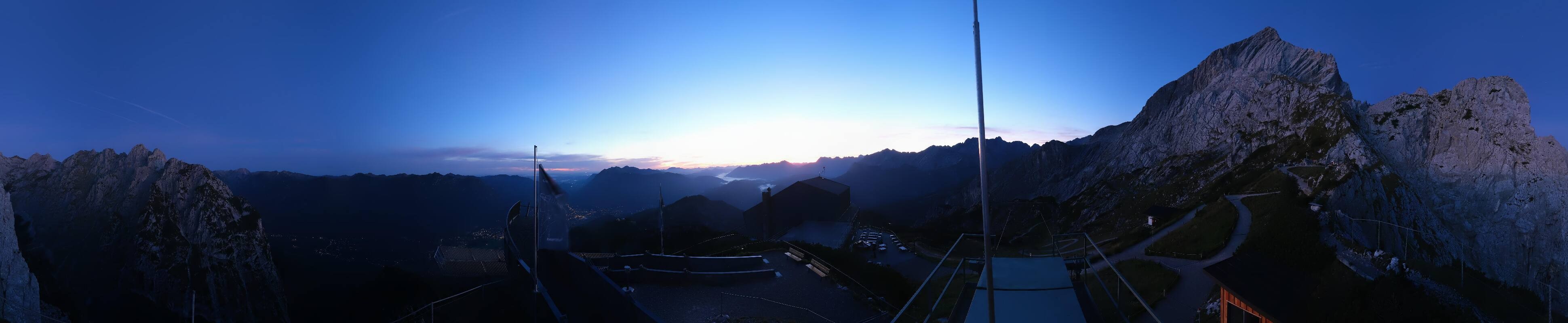 Archiv Foto Webcam Garmisch: Ausblick am Osterfelderkopf