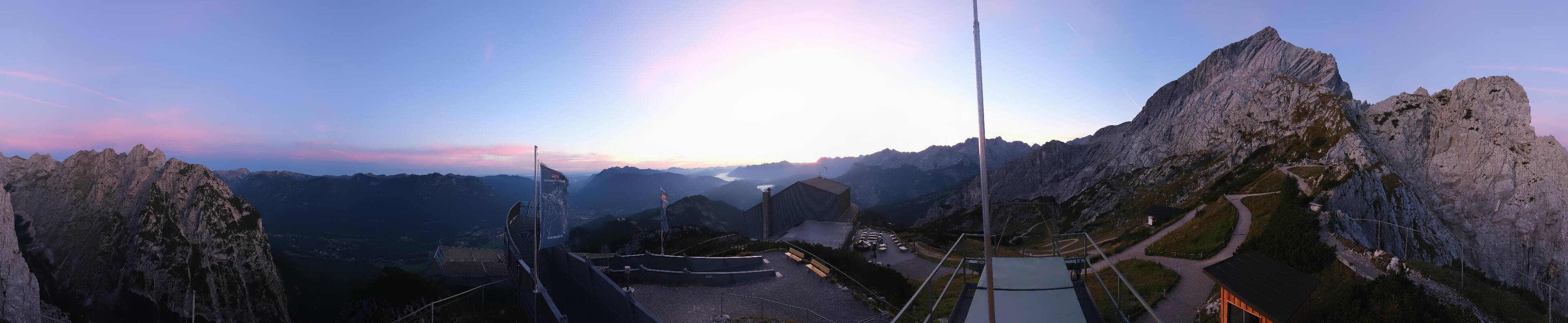 Archiv Foto Webcam Garmisch: Ausblick am Osterfelderkopf