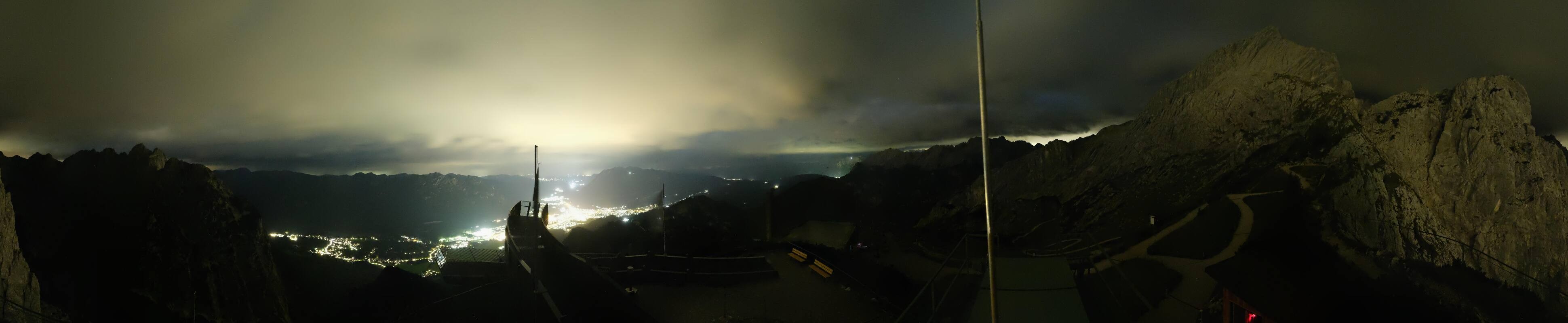 Archiv Foto Webcam Garmisch: Ausblick am Osterfelderkopf