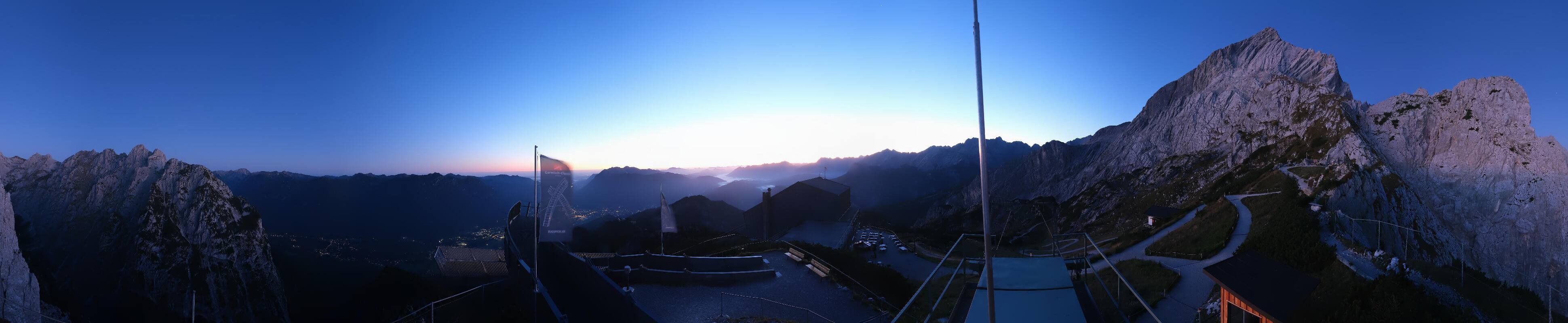 Archiv Foto Webcam Garmisch: Ausblick am Osterfelderkopf
