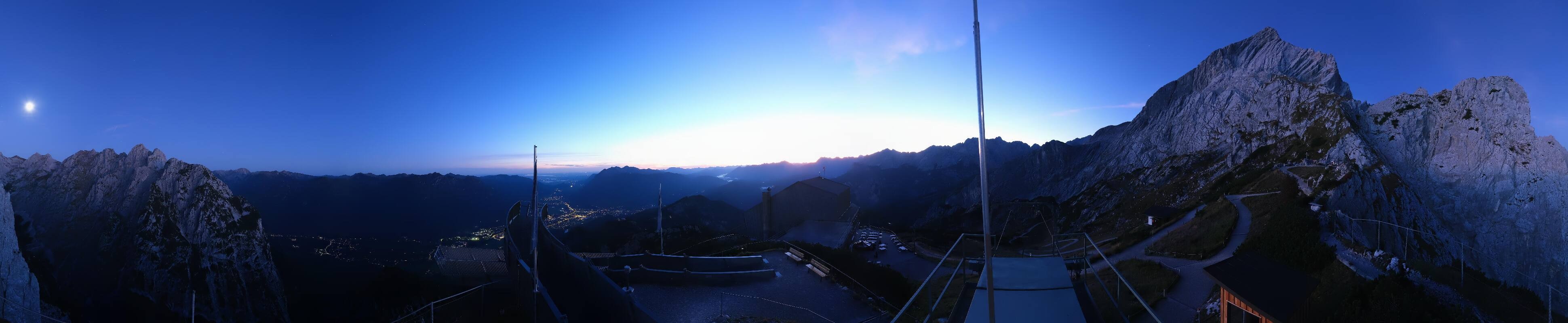 Archiv Foto Webcam Garmisch: Ausblick am Osterfelderkopf