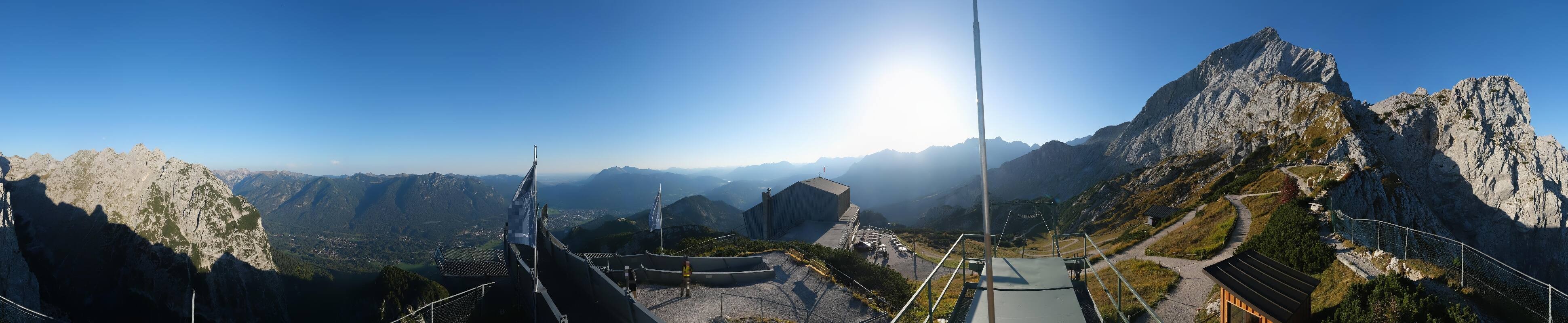 Archiv Foto Webcam Garmisch: Ausblick am Osterfelderkopf