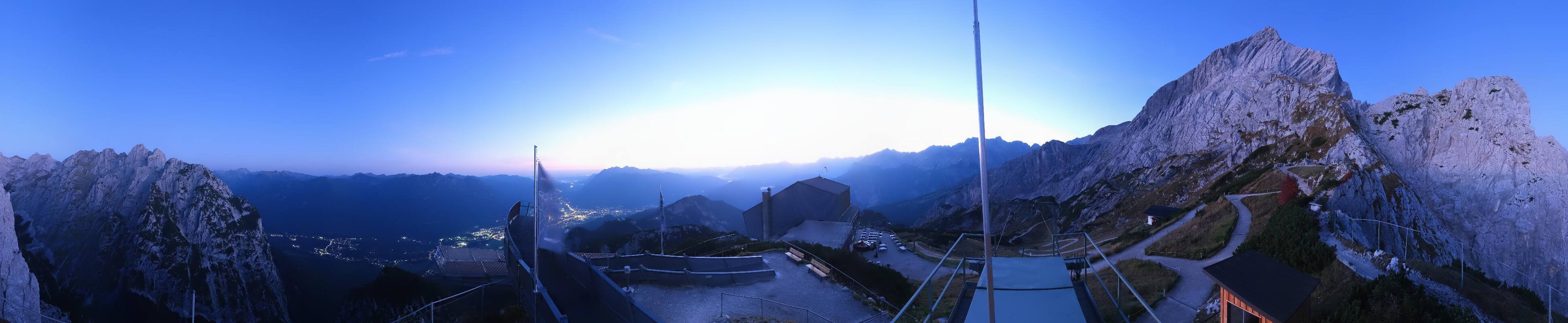Archiv Foto Webcam Garmisch: Ausblick am Osterfelderkopf