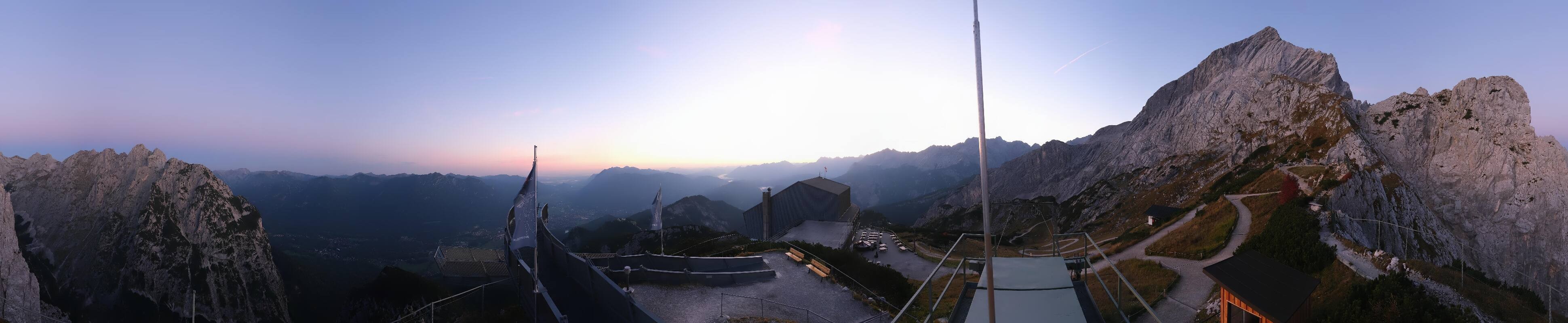 Archiv Foto Webcam Garmisch: Ausblick am Osterfelderkopf