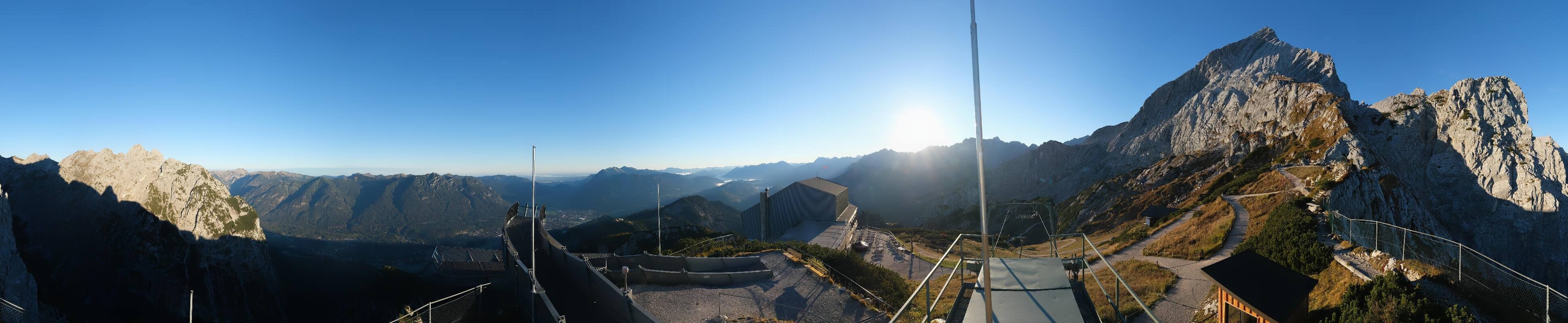 Archiv Foto Webcam Garmisch: Ausblick am Osterfelderkopf
