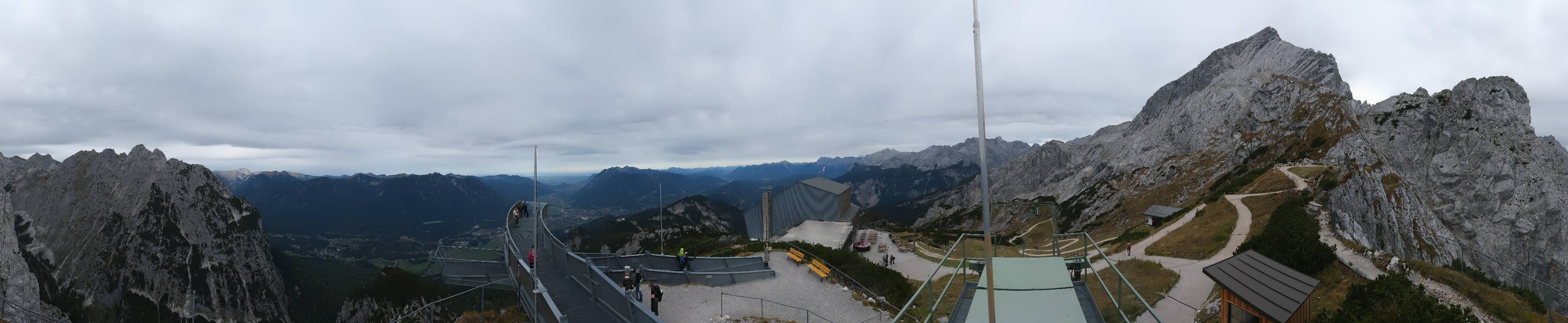 Archiv Foto Webcam Garmisch: Ausblick am Osterfelderkopf