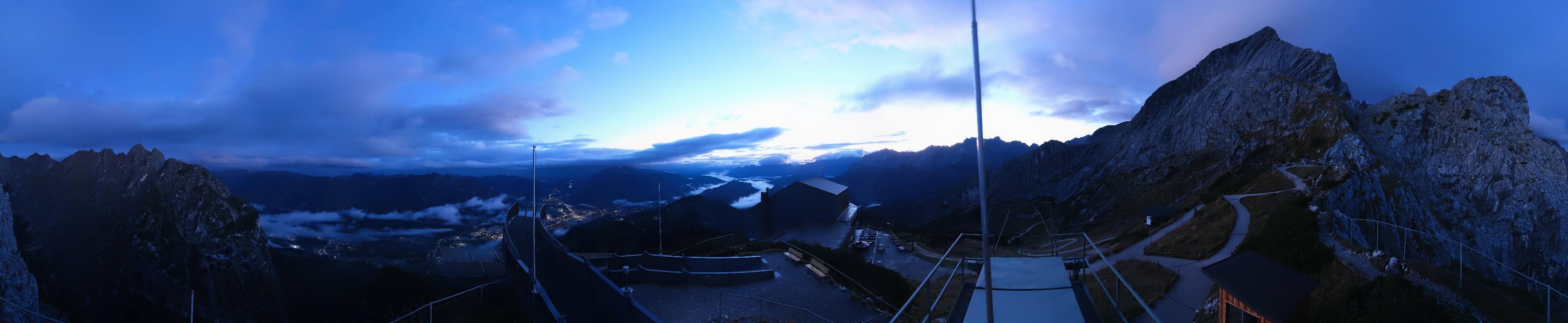 Archiv Foto Webcam Garmisch: Ausblick am Osterfelderkopf