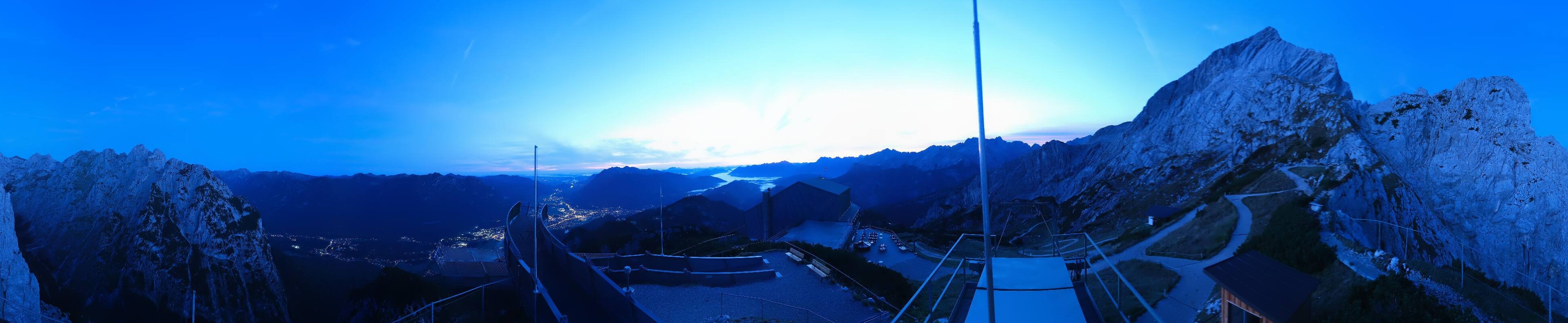Archiv Foto Webcam Garmisch: Ausblick am Osterfelderkopf