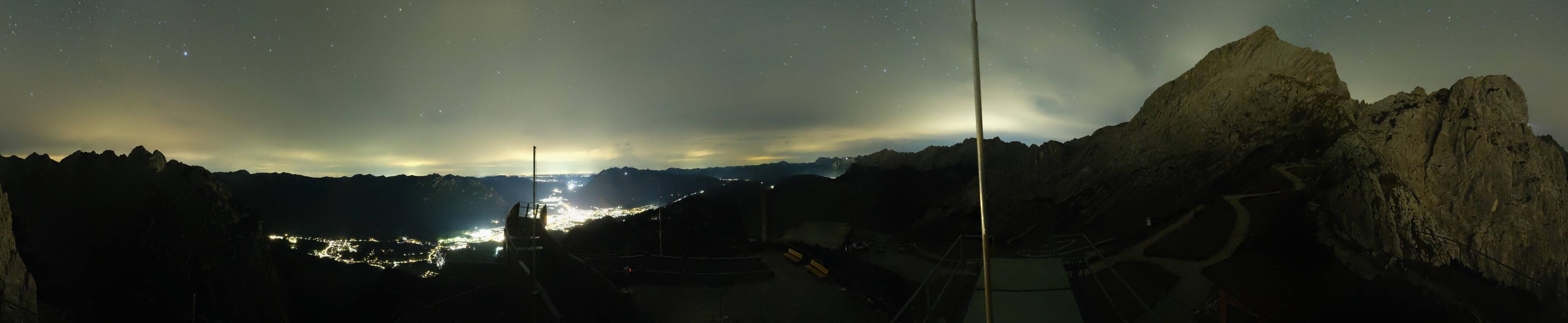 Archiv Foto Webcam Garmisch: Ausblick am Osterfelderkopf