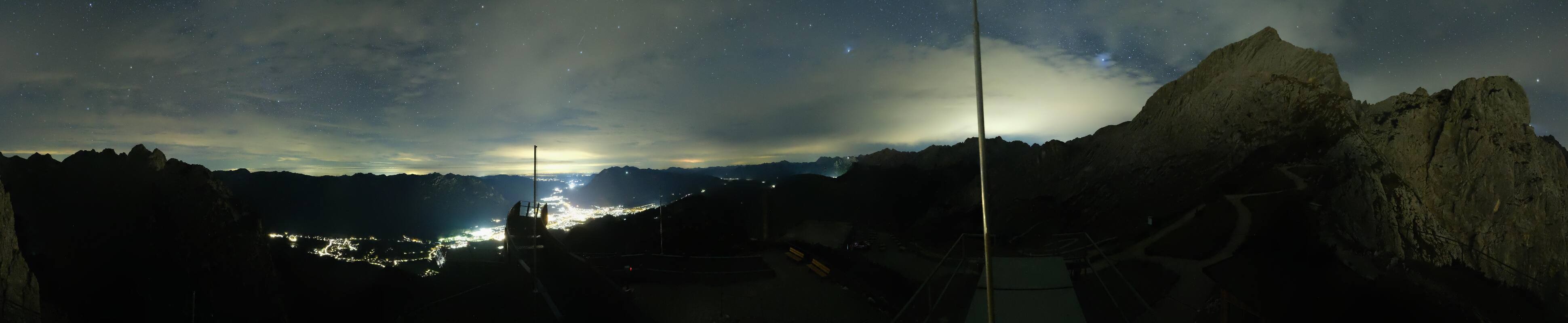 Archiv Foto Webcam Garmisch: Ausblick am Osterfelderkopf