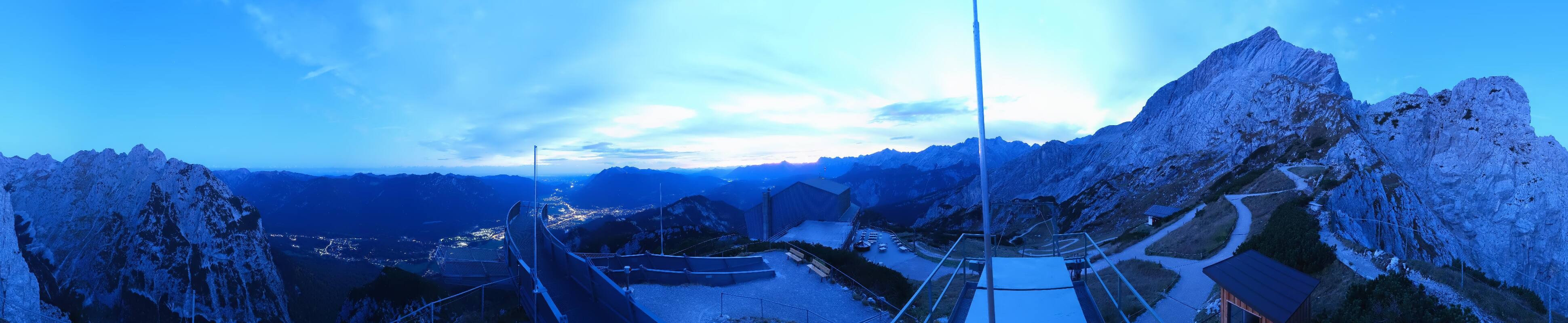 Archiv Foto Webcam Garmisch: Ausblick am Osterfelderkopf