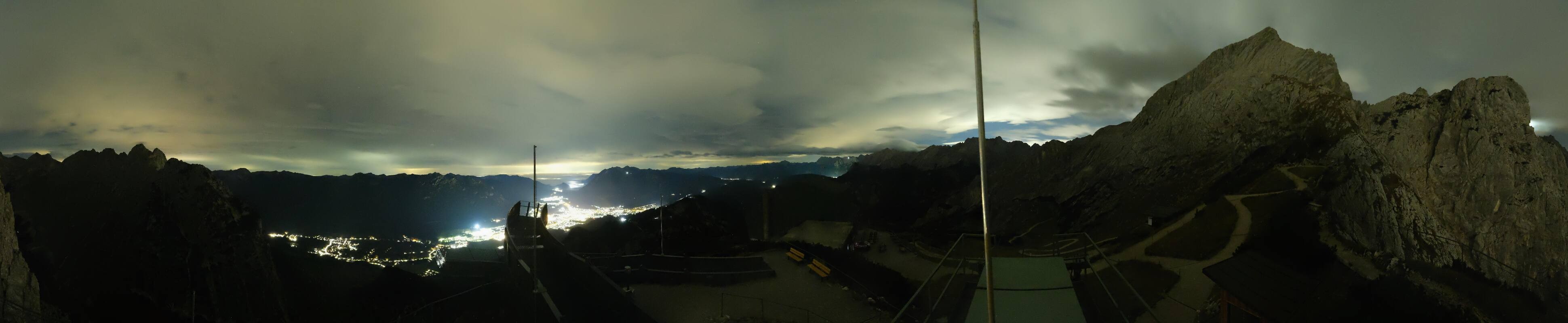 Archiv Foto Webcam Garmisch: Ausblick am Osterfelderkopf