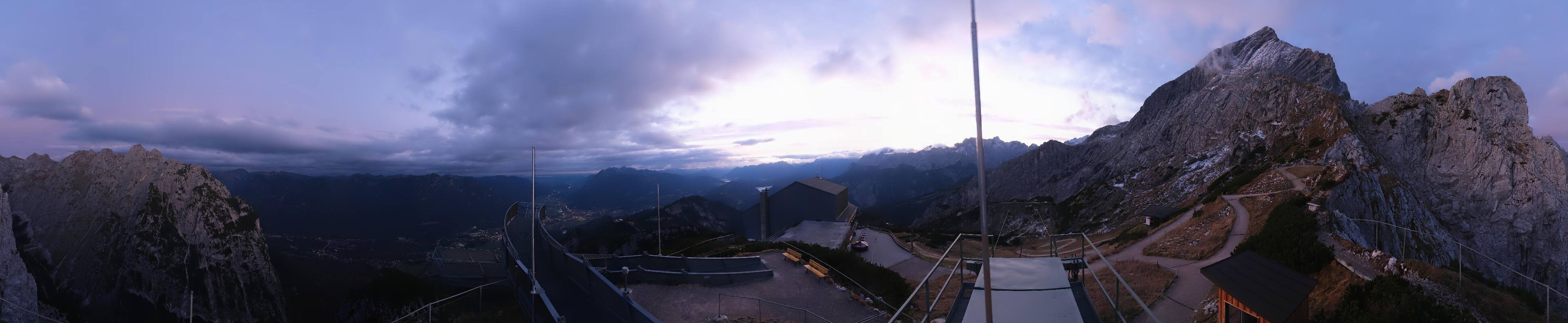 Archiv Foto Webcam Garmisch: Ausblick am Osterfelderkopf