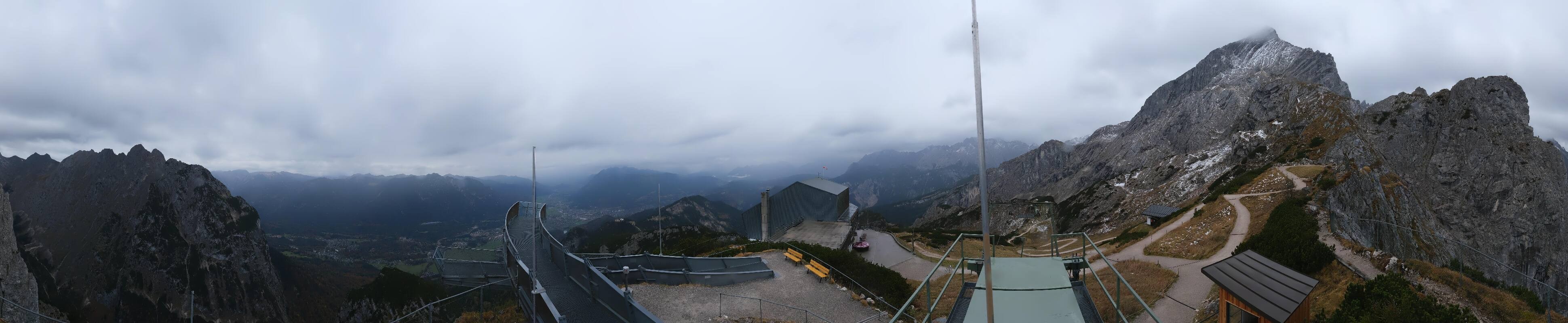 Archiv Foto Webcam Garmisch: Ausblick am Osterfelderkopf