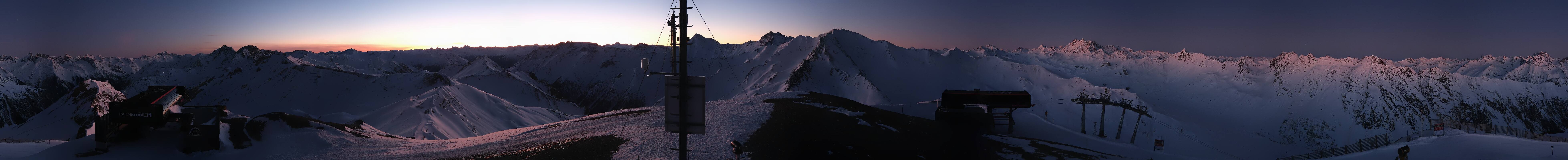 Archived image Webcam On the Summit of Palinkopf