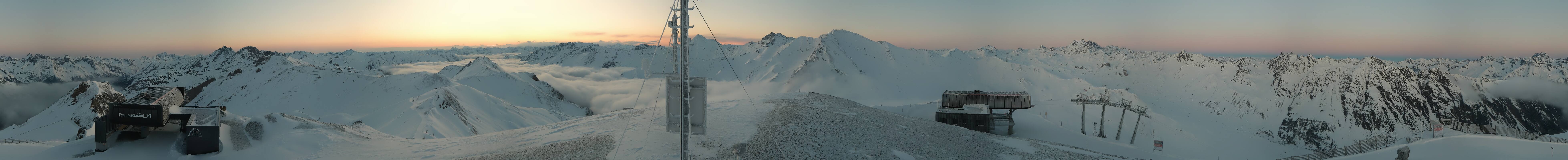 Archived image Webcam On the Summit of Palinkopf