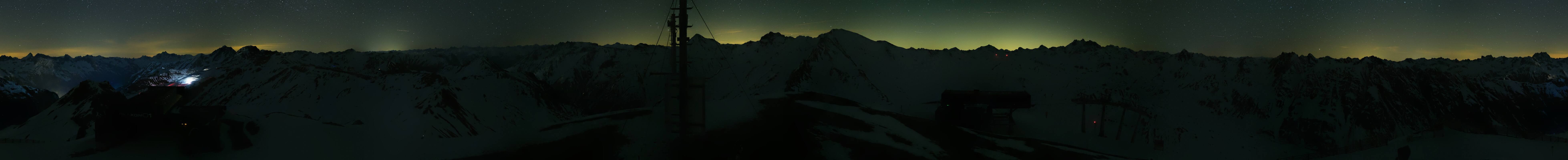 Archived image Webcam On the Summit of Palinkopf