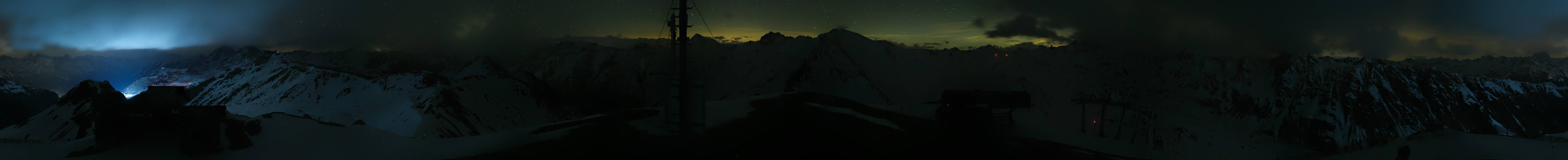 Archived image Webcam On the Summit of Palinkopf