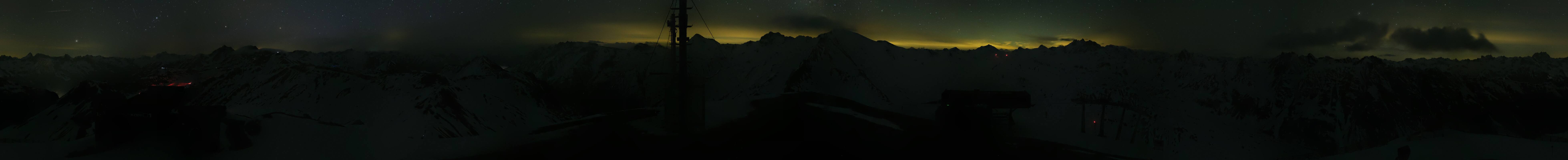 Archived image Webcam On the Summit of Palinkopf
