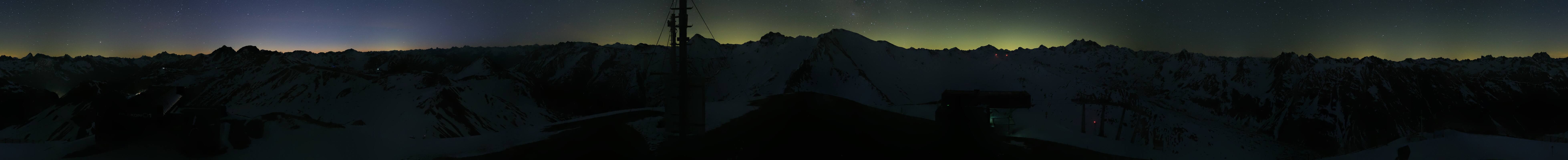 Archived image Webcam On the Summit of Palinkopf