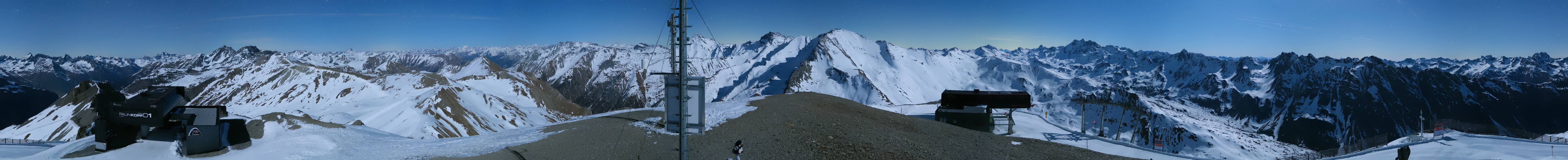 Archived image Webcam On the Summit of Palinkopf