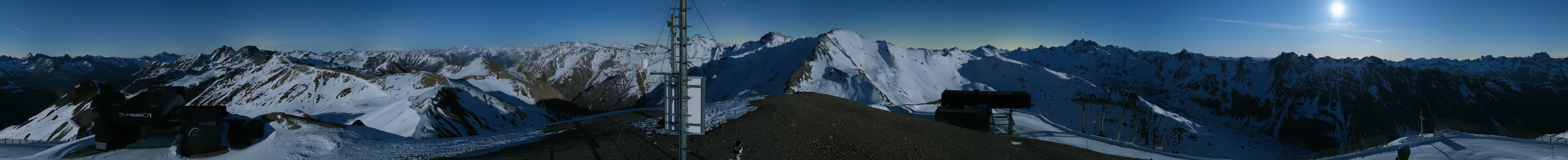 Archived image Webcam On the Summit of Palinkopf