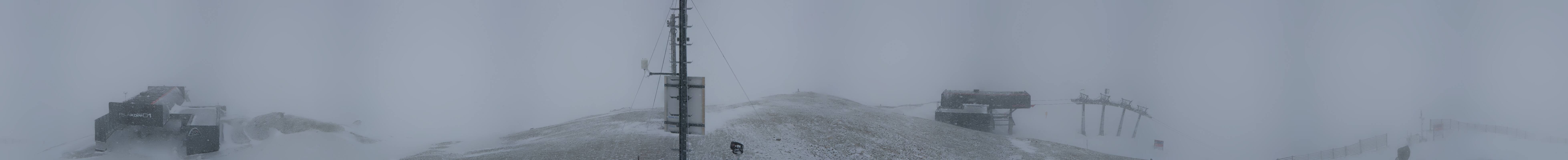 Archived image Webcam On the Summit of Palinkopf
