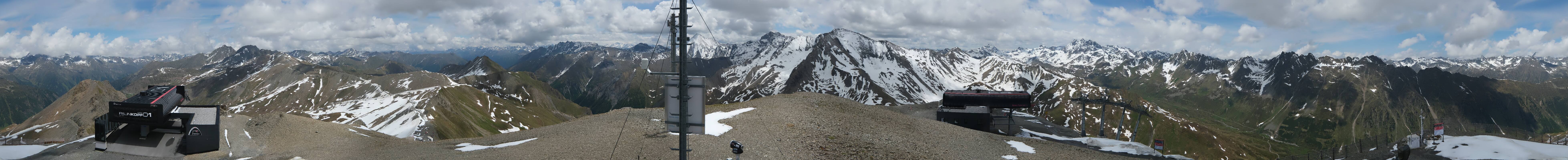 Archived image Webcam On the Summit of Palinkopf