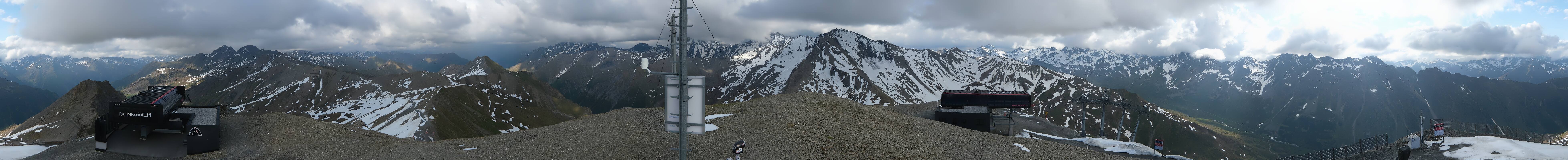 Archived image Webcam On the Summit of Palinkopf