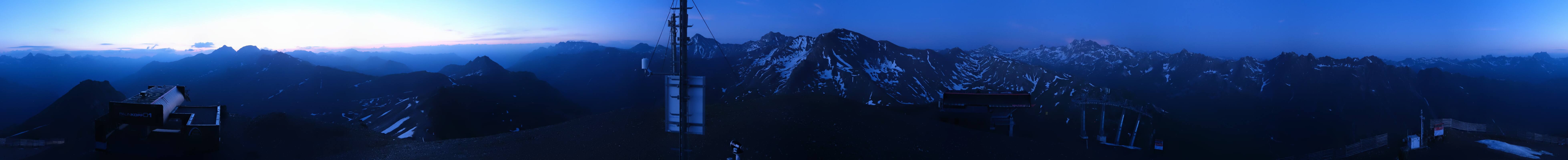 Archived image Webcam On the Summit of Palinkopf