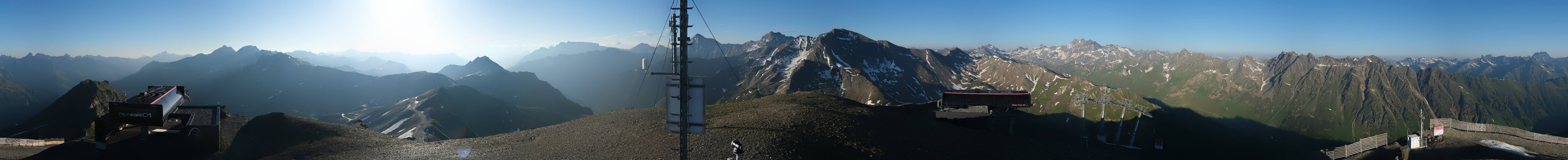 Archived image Webcam On the Summit of Palinkopf
