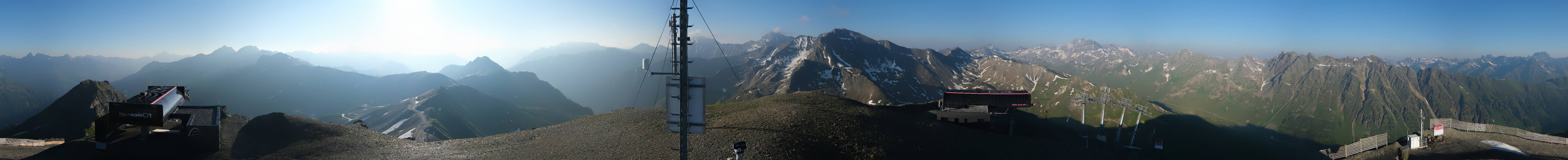 Archived image Webcam On the Summit of Palinkopf
