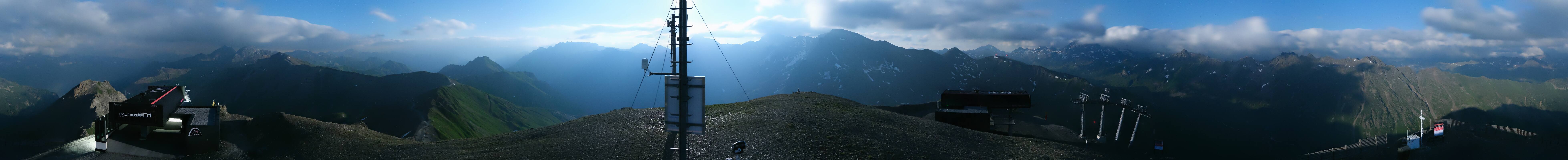 Archived image Webcam On the Summit of Palinkopf