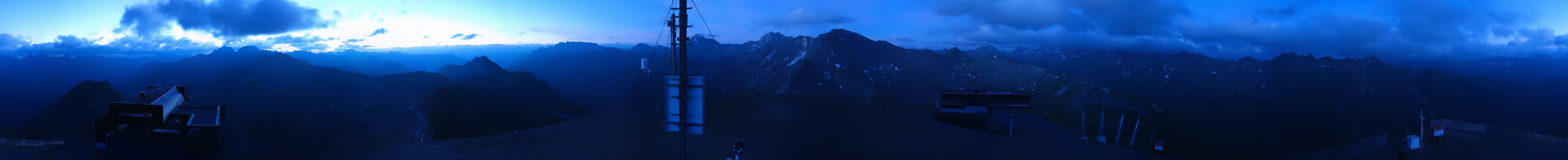 Archived image Webcam On the Summit of Palinkopf