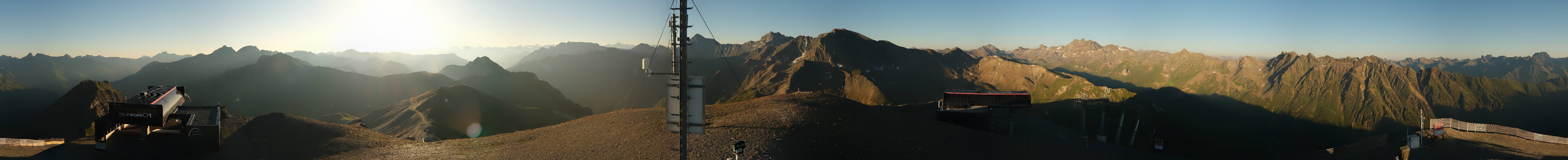 Archived image Webcam On the Summit of Palinkopf
