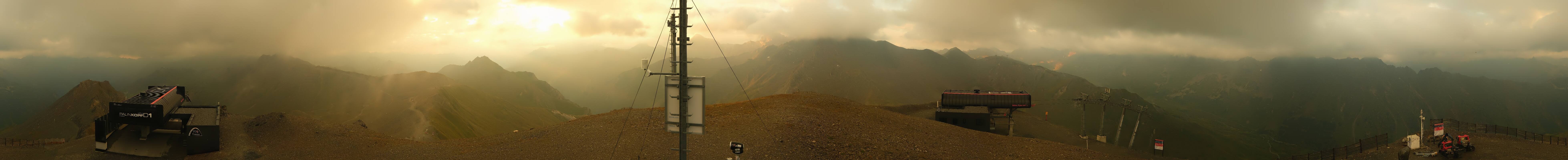 Archived image Webcam On the Summit of Palinkopf
