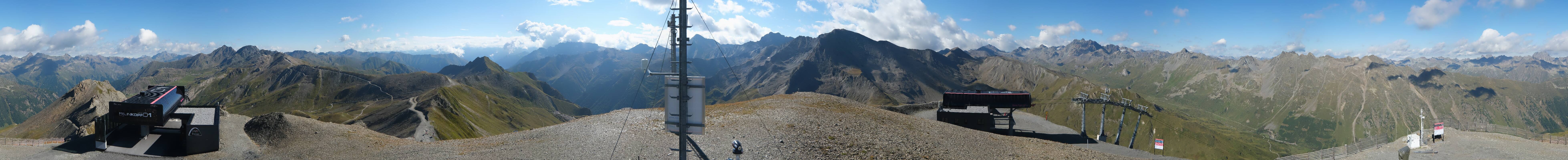 Archived image Webcam On the Summit of Palinkopf