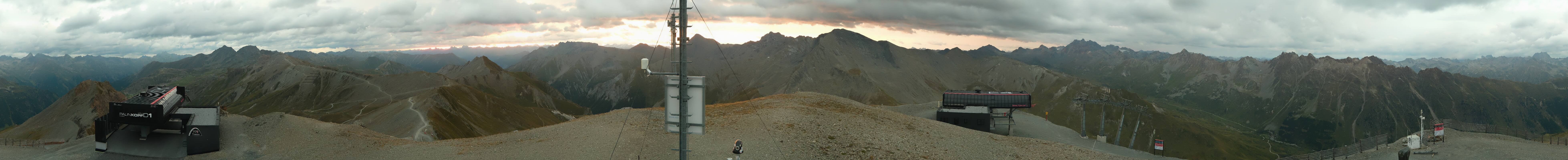 Archived image Webcam On the Summit of Palinkopf